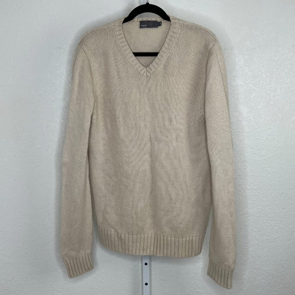 VINCE Ivory 50%‎ Yak, 50% Wool Super Soft V Neck Sweater, Men's Large